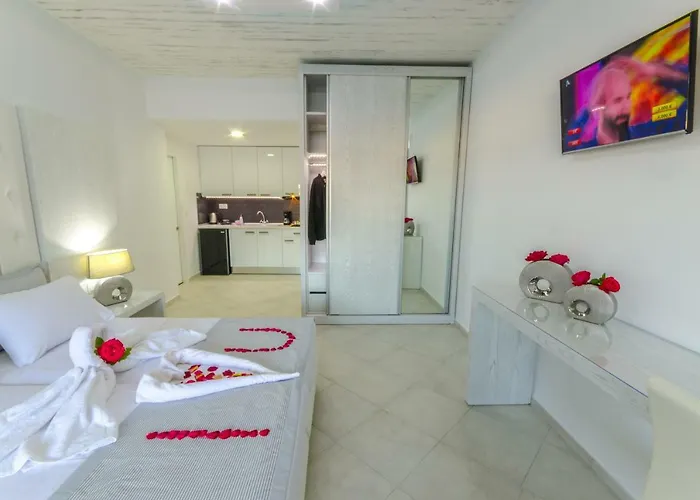 Вилла Ftelia Luxury *