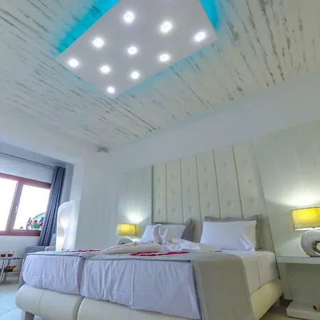 Ftelia Luxury